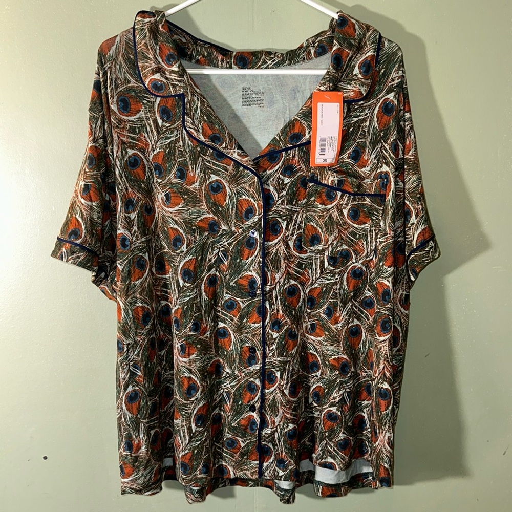 Womens button up peacock print  pajama top